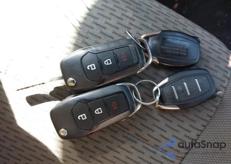 2015 Ford F-150 Xlt z USA, uszkodzony, nr VIN 1FTFX1EF0FFC00150